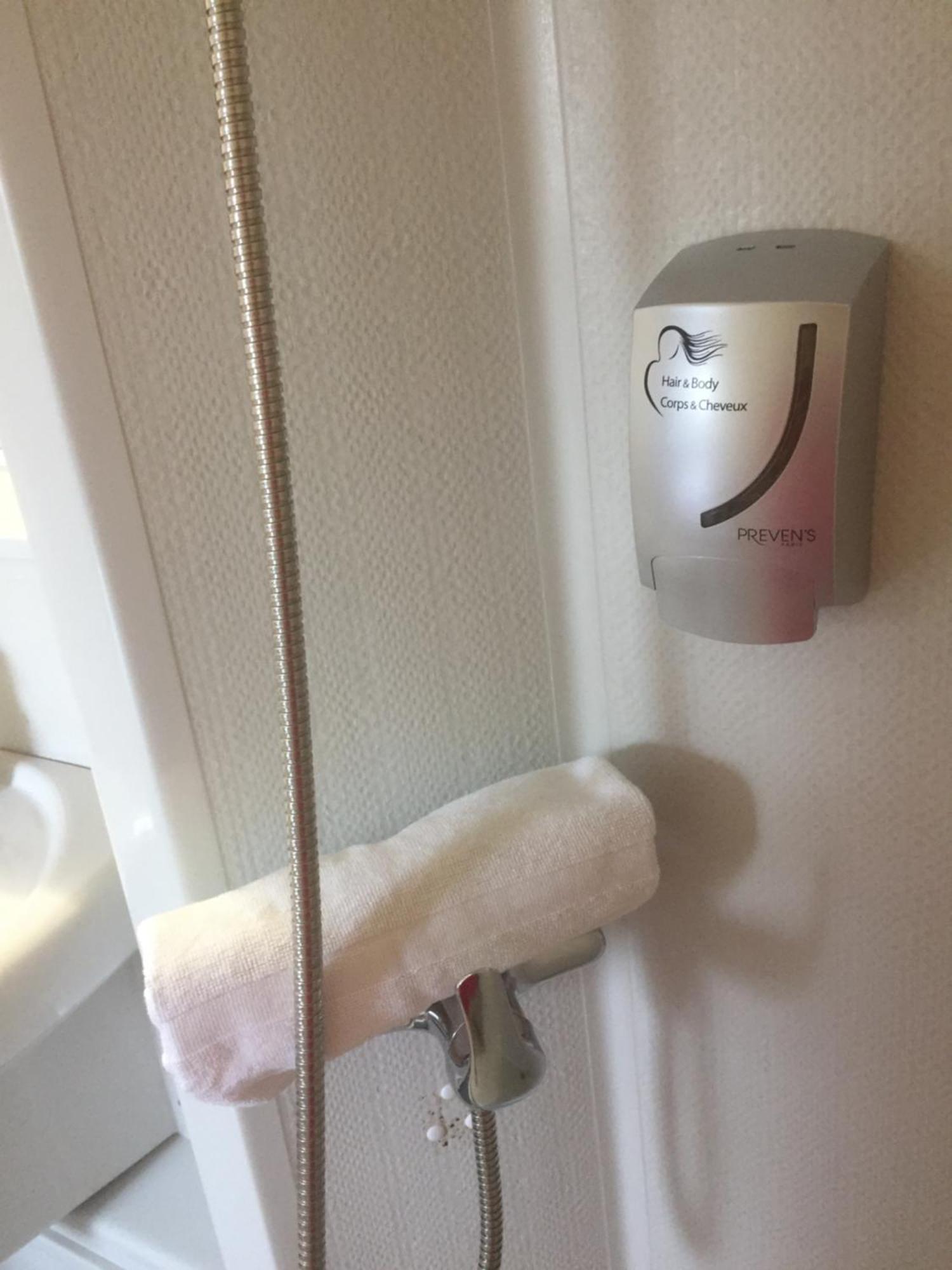 Auberge Du Calvaire Pontchâteau Eksteriør billede