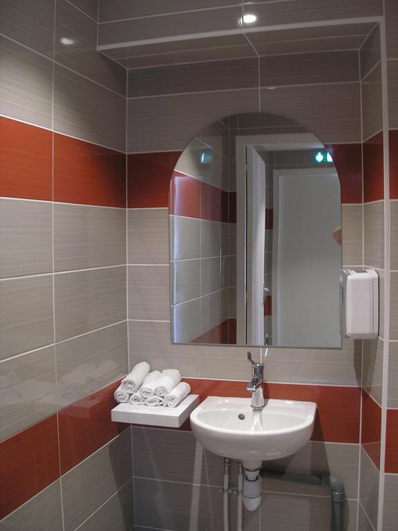 Auberge Du Calvaire Pontchâteau Eksteriør billede